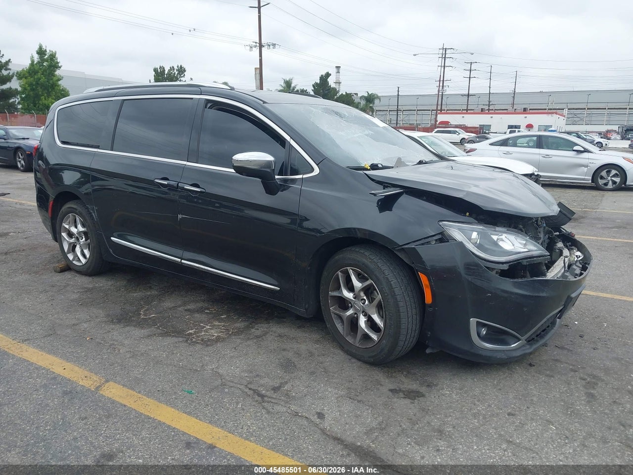2C4RC1GG2HR****** · 2017 CHRYSLER PACIFICA LIMITED