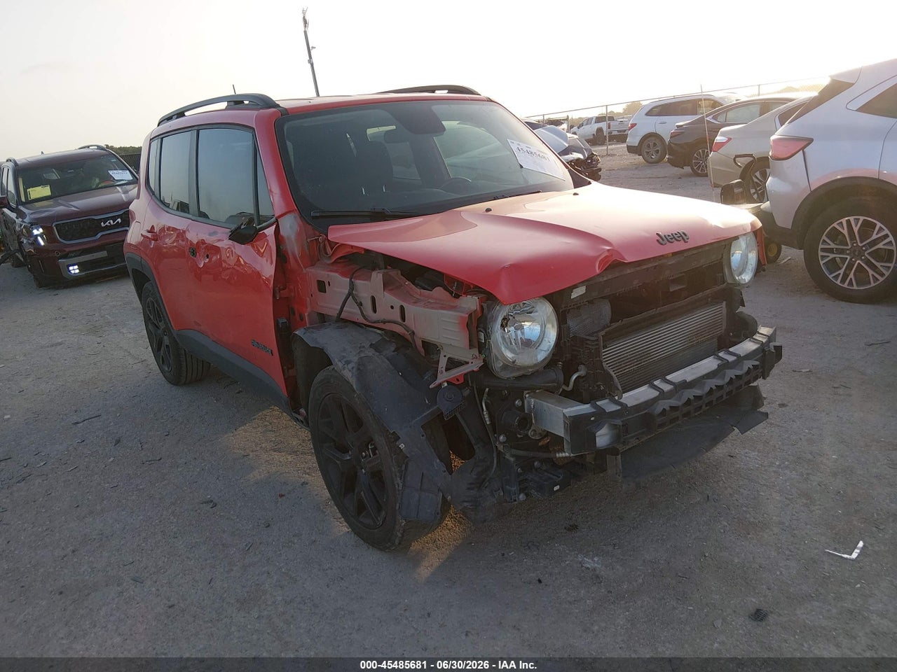 ZACNJABB3KP****** · 2019 JEEP RENEGADE ALTITUDE FWD