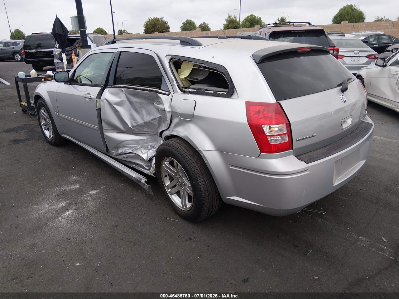 2005 DODGE MAGNUM RT · 3/11