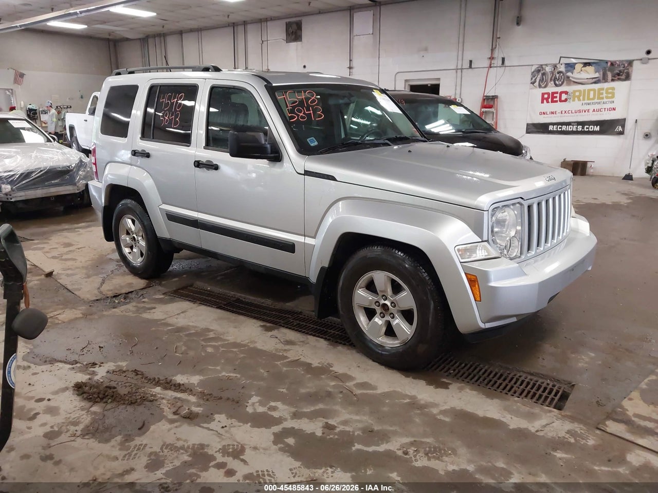 1C4PJMAK2CW****** · 2012 JEEP LIBERTY SPORT
