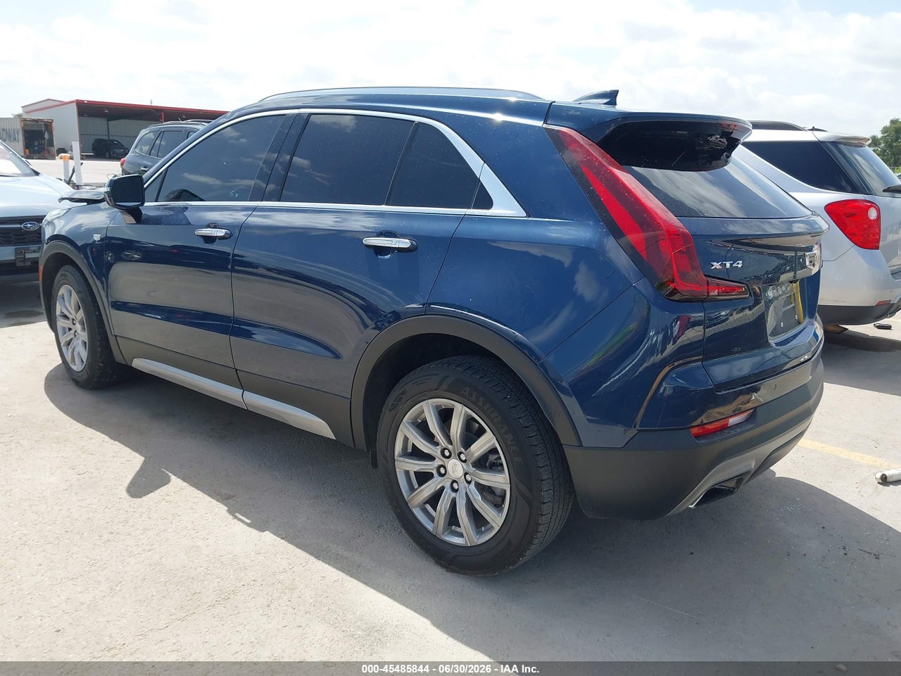 2020 CADILLAC XT4 FWD PREMIUM LUXURY · 3/11