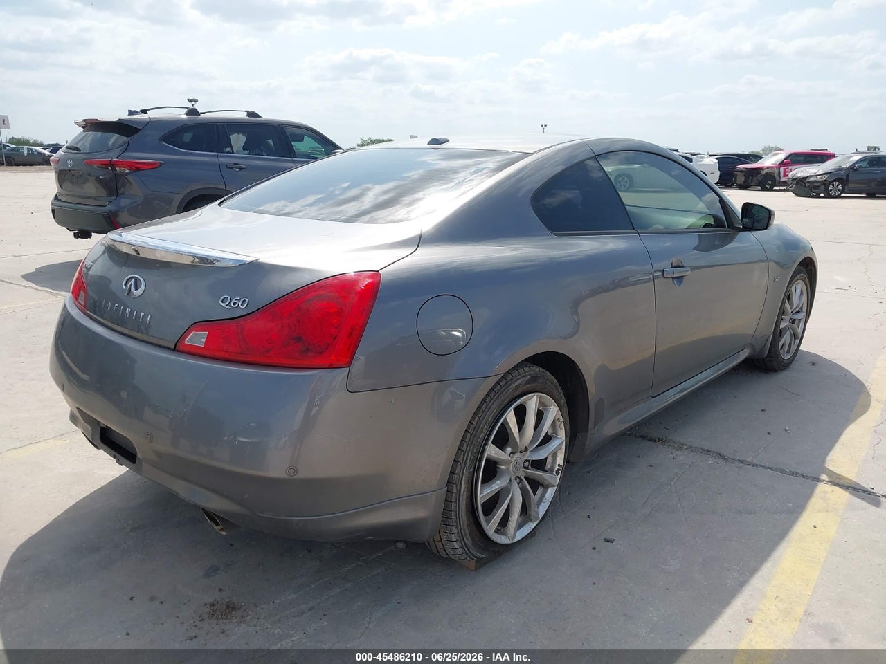 2014 INFINITI Q60   · 4/11