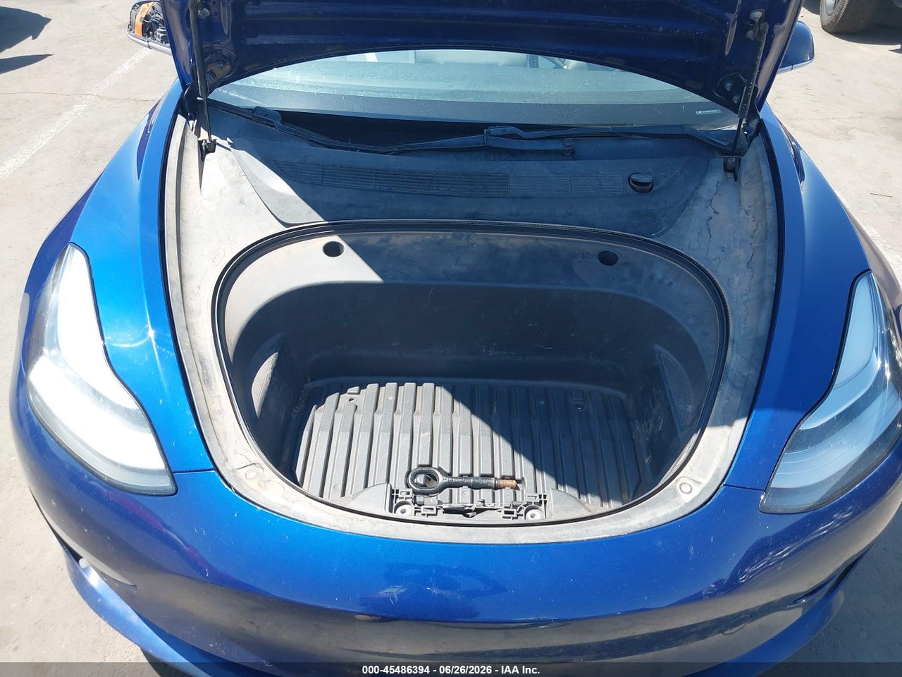 5YJ3E1EB6JF****** · 2018 TESLA MODEL 3 LONG RANGE/PERFORMANCE · 10/11