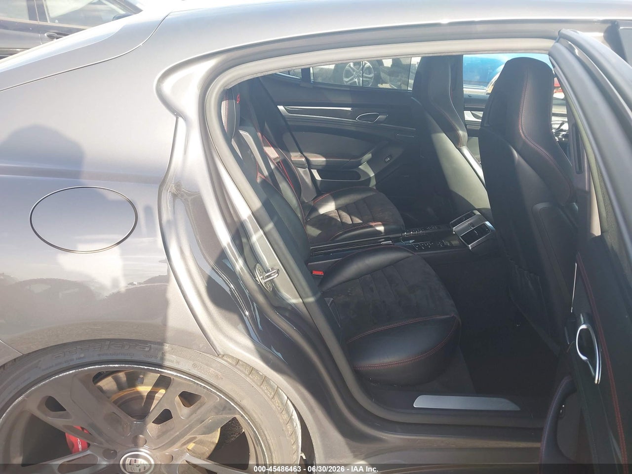 WP0AF2A77FL****** · 2015 PORSCHE PANAMERA GTS · 8/11