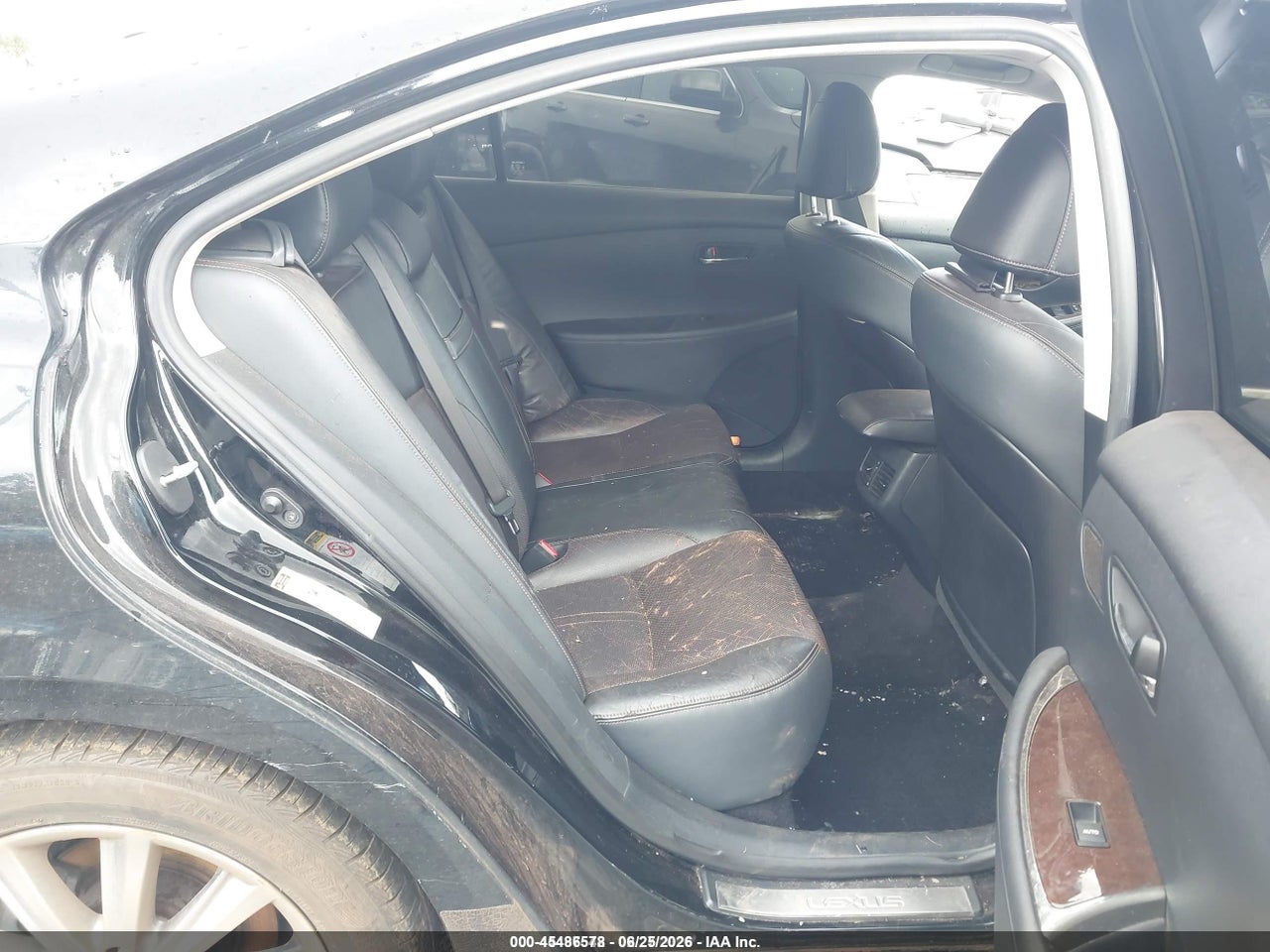 JTHBK1EGXA2****** · 2010 LEXUS ES 350 · 8/10