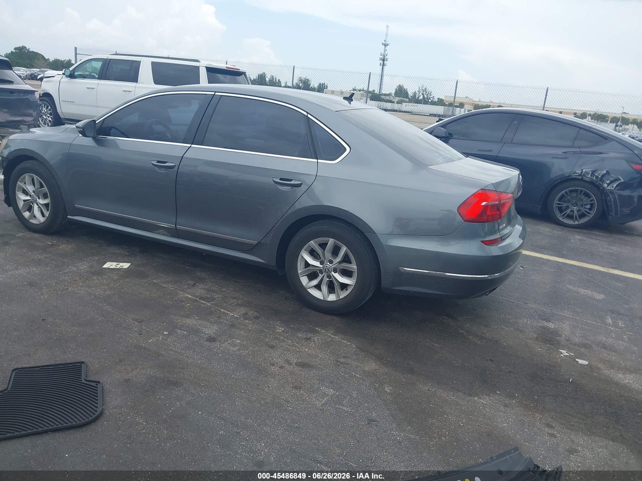2016 VOLKSWAGEN PASSAT 1.8T S · 3/11