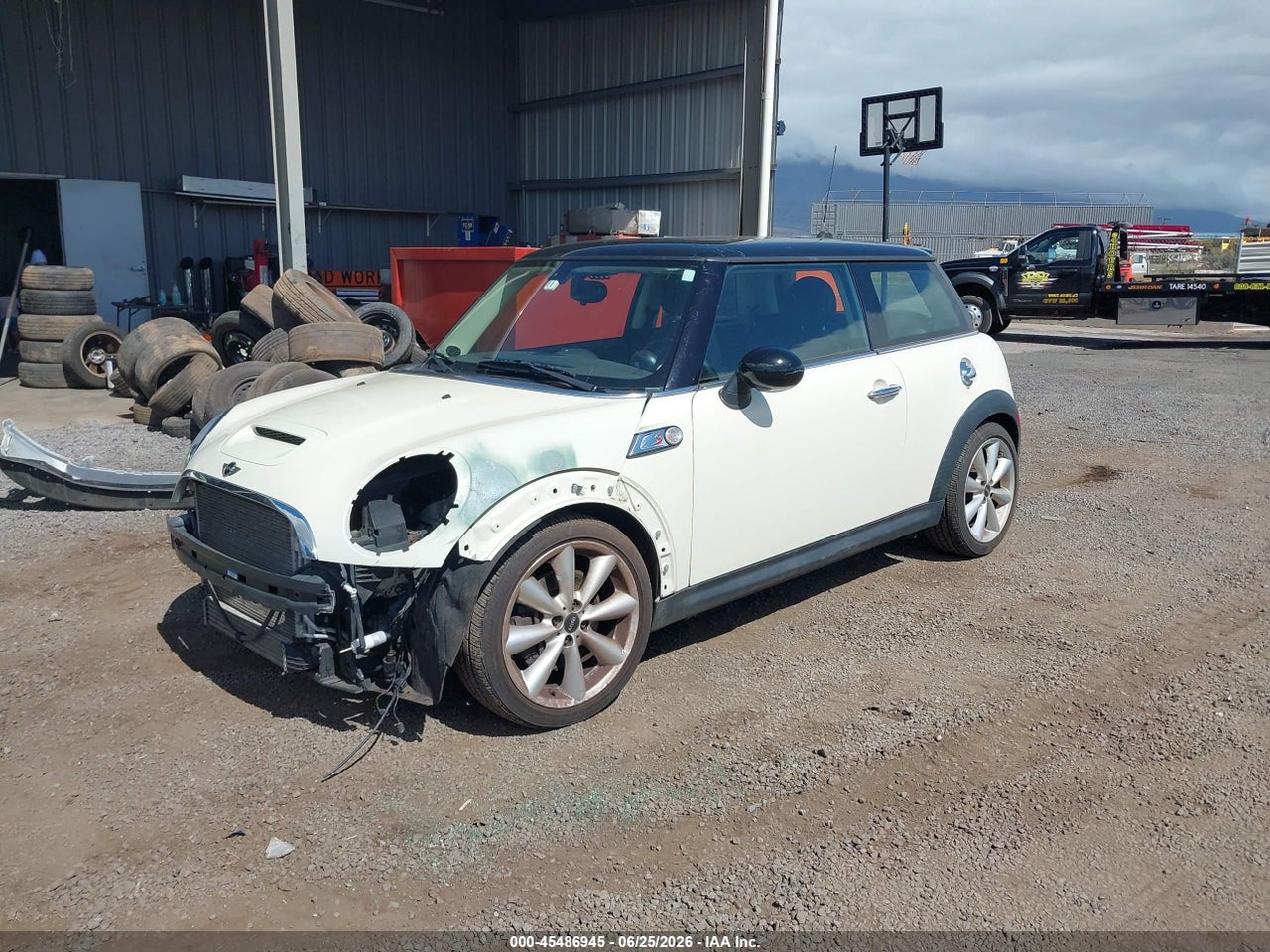 2012 MINI COOPER S · 2/11