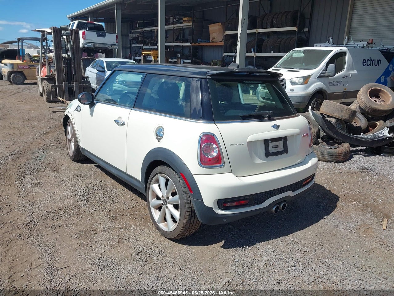2012 MINI COOPER S · 3/11