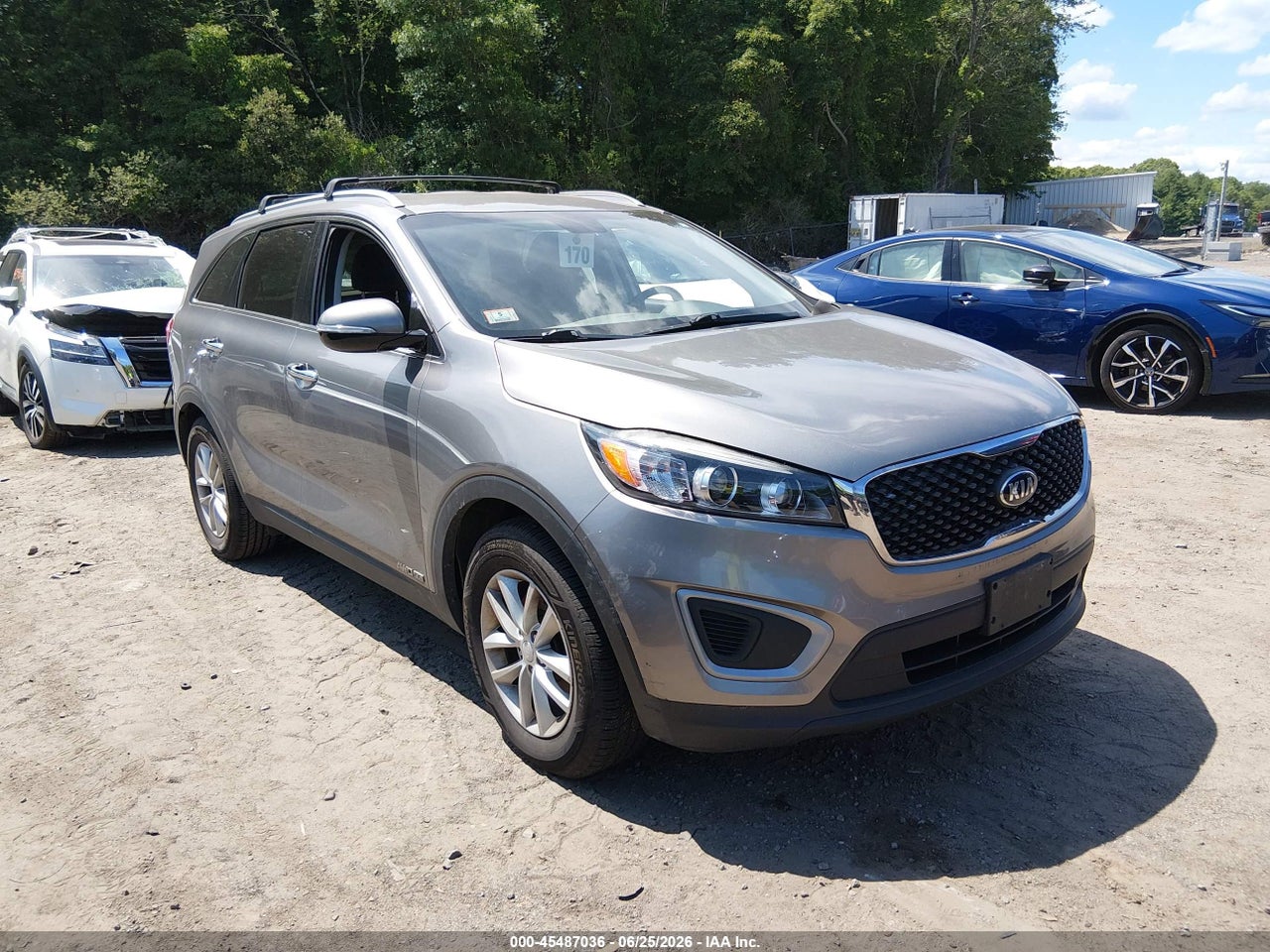 5XYPGDA58JG****** · 2018 KIA SORENTO 3.3L LX