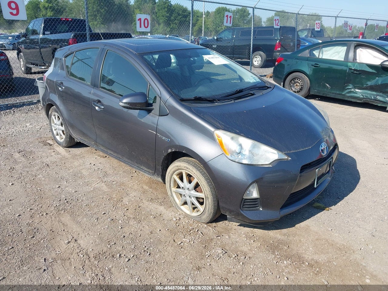 JTDKDTB34D1****** · 2013 TOYOTA PRIUS C THREE