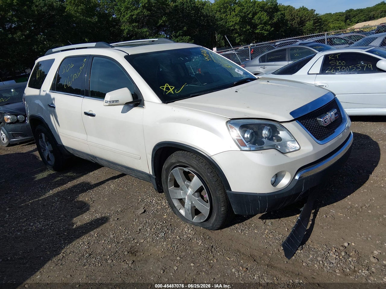 1GKKVRED4BJ****** · 2011 GMC ACADIA SLT-1