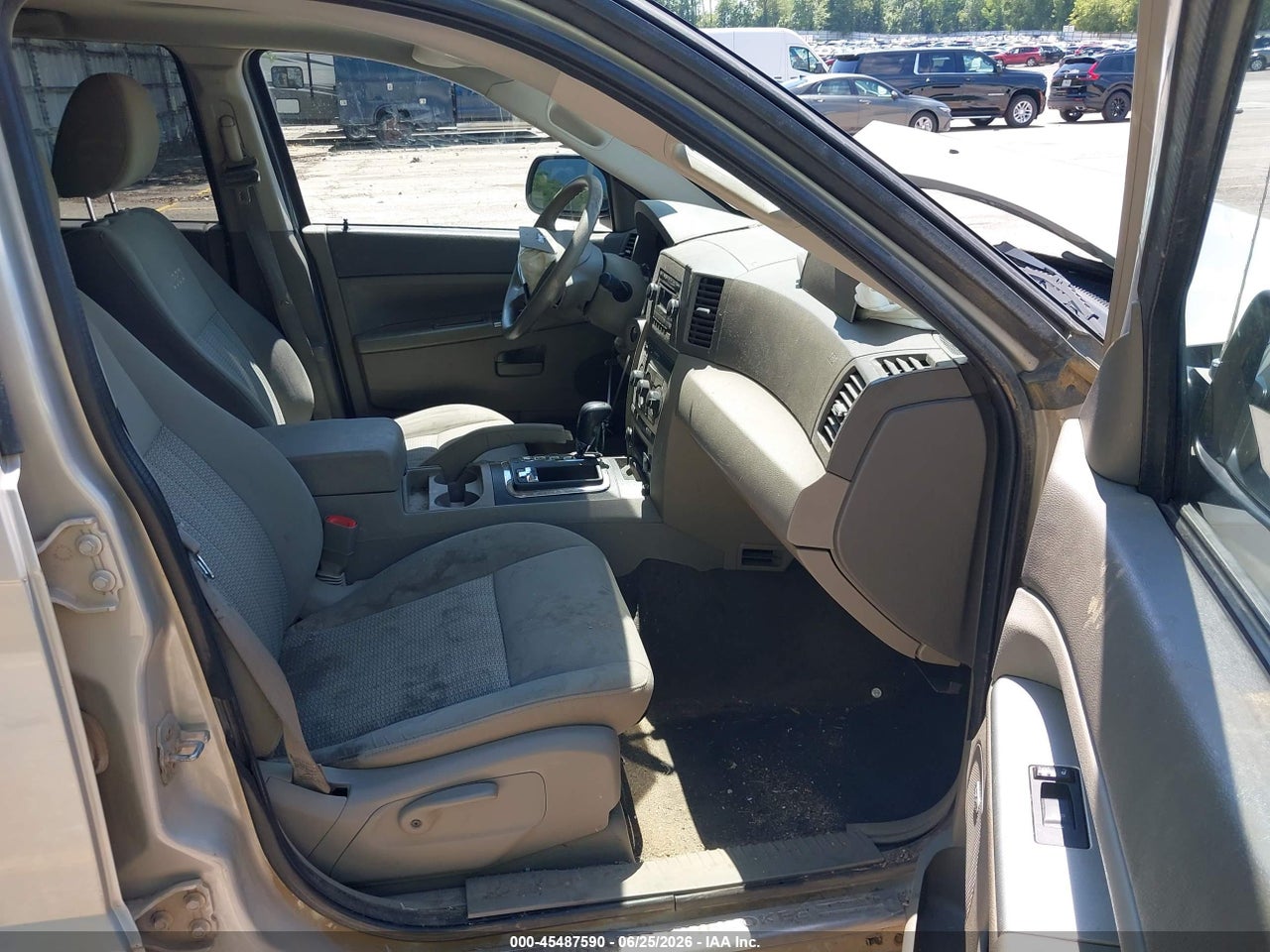 2007 JEEP GRAND CHEROKEE LAREDO · 5/11