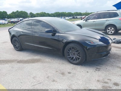 5YJ3E1EA5SF****** · 2025 TESLA MODEL 3 LONG RANGE REAR-WHEEL DRIVE/STANDARD REAR-WHEEL DRIVE