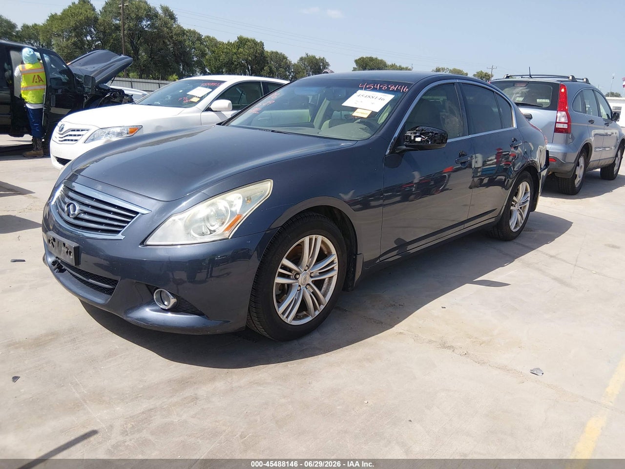 2013 INFINITI G37 JOURNEY · 2/11