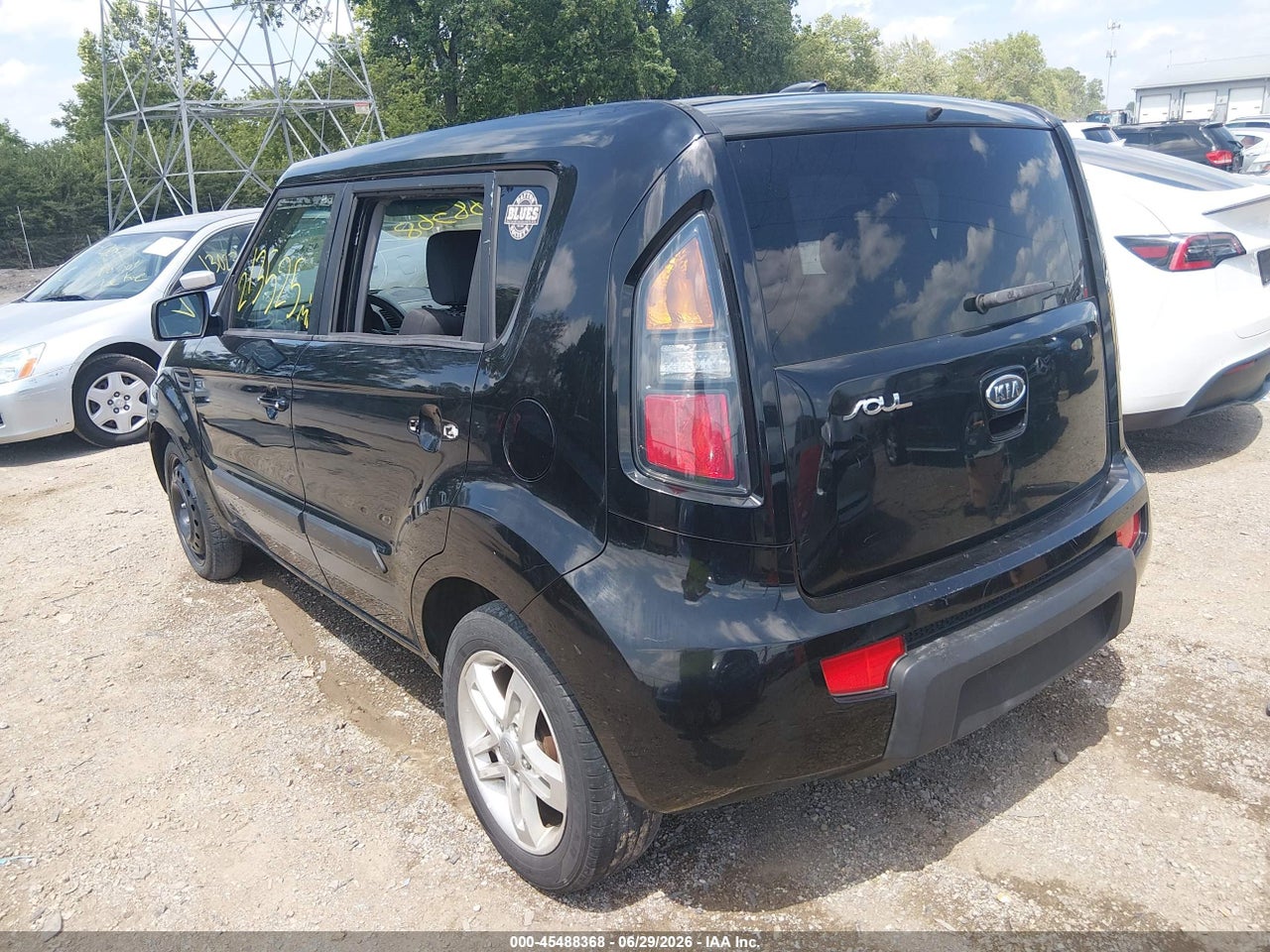 2011 KIA SOUL + · 3/11