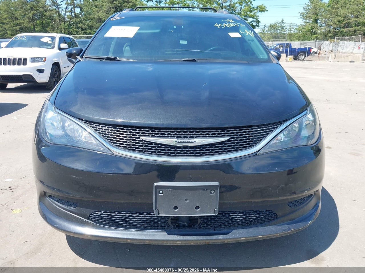 2021 CHRYSLER VOYAGER LXI · 6/11