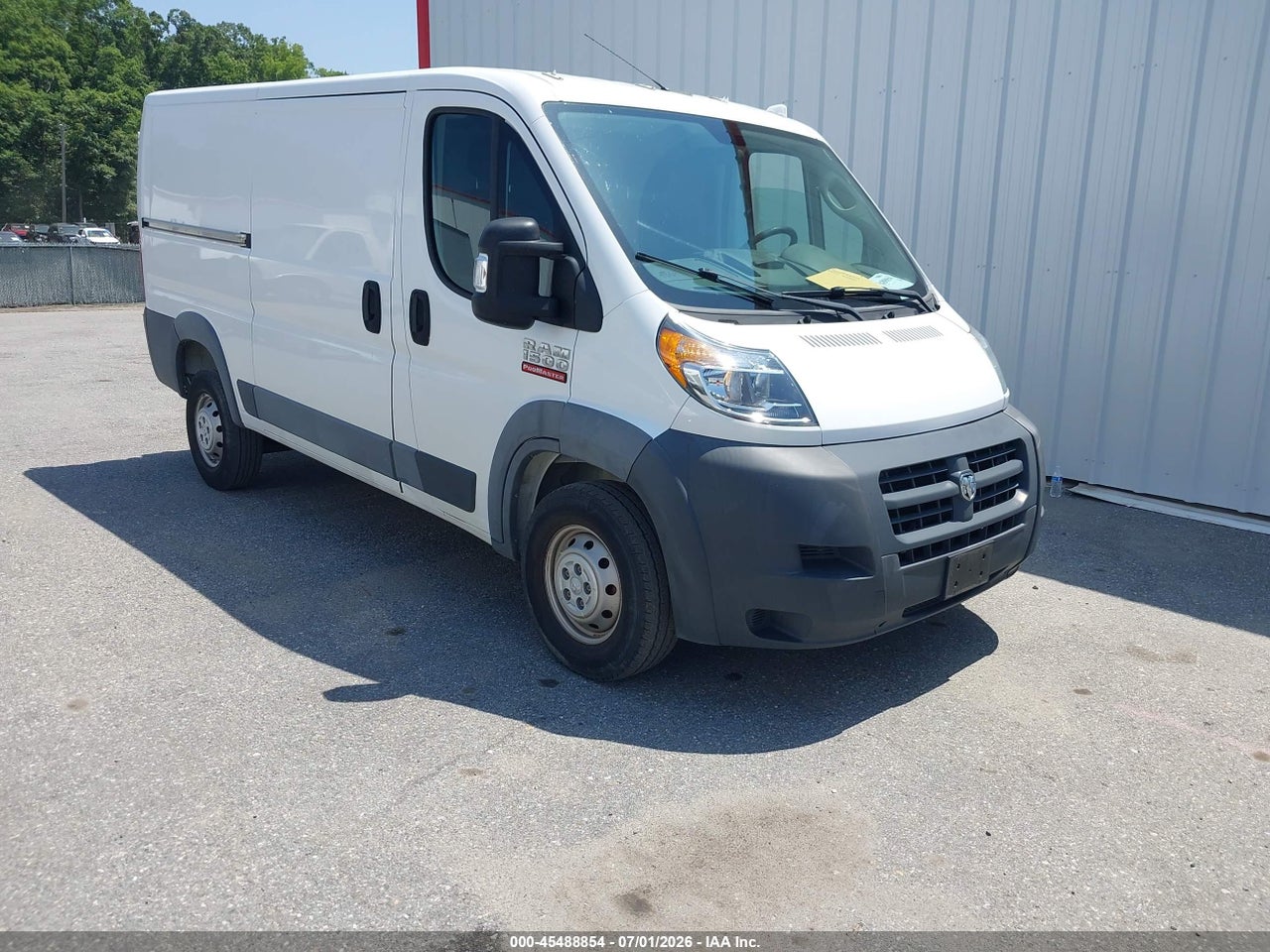 3C6TRVAG8JE****** · 2018 RAM PROMASTER 1500 LOW ROOF 136 WB