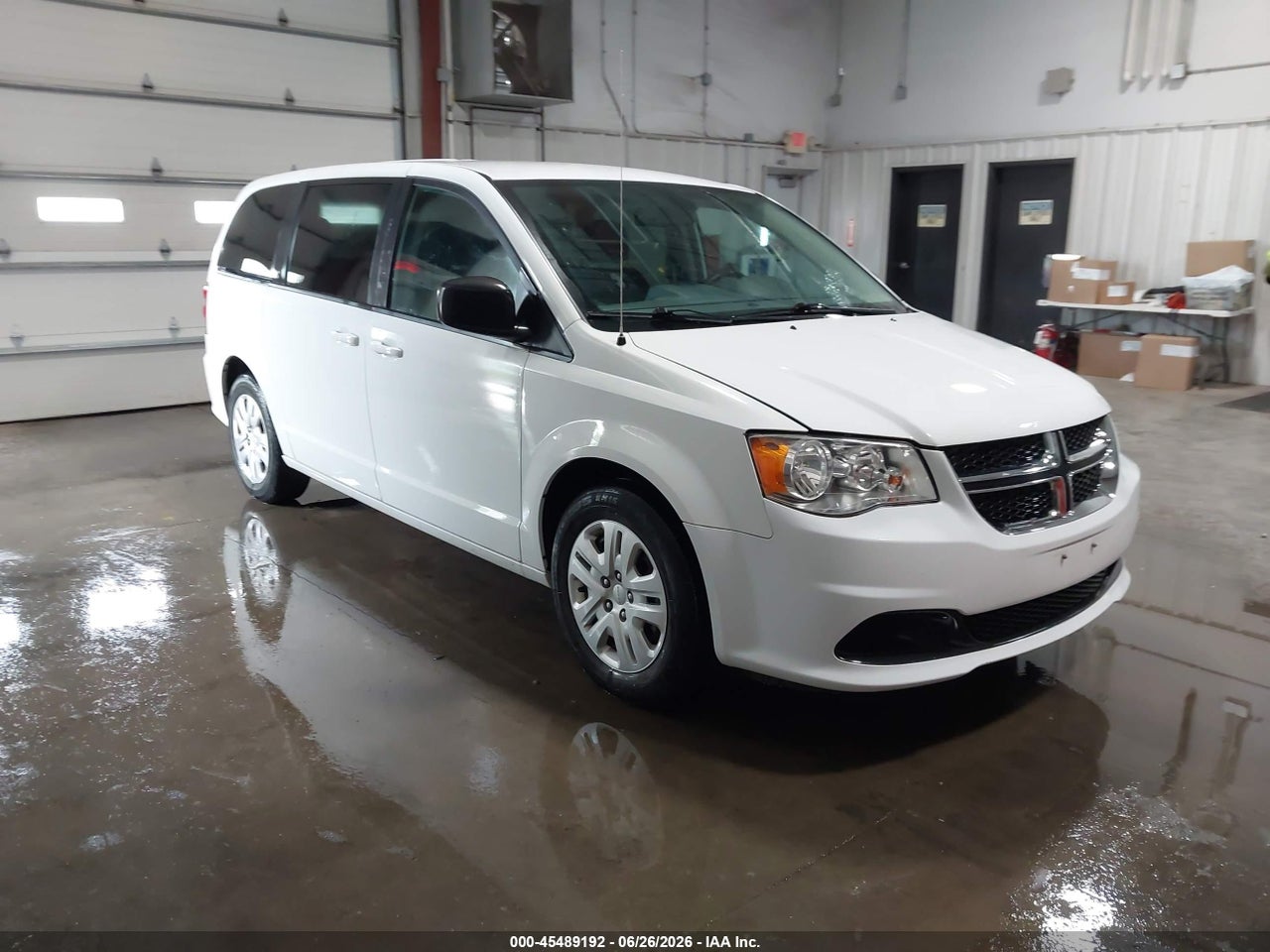 2C4RDGBG4JR****** · 2018 DODGE GRAND CARAVAN SE