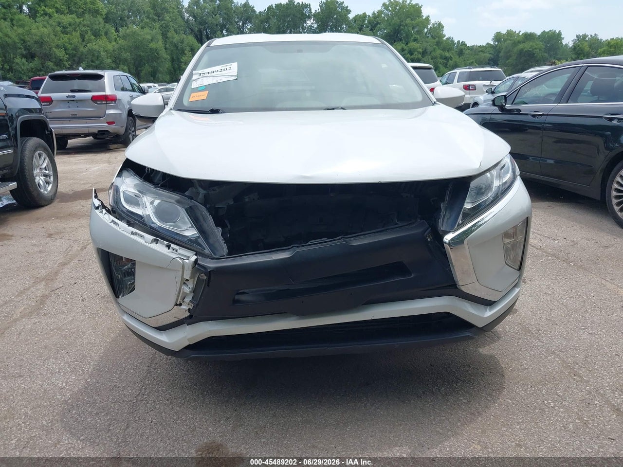 2020 MITSUBISHI ECLIPSE CROSS ES 1.5T · 6/11