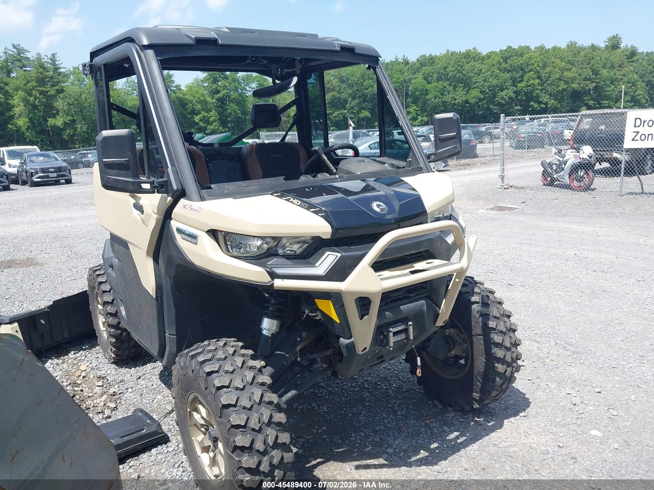 3JBUVAX44RK****** · 2024 CAN-AM DEFENDER LIMITED CAB HD10