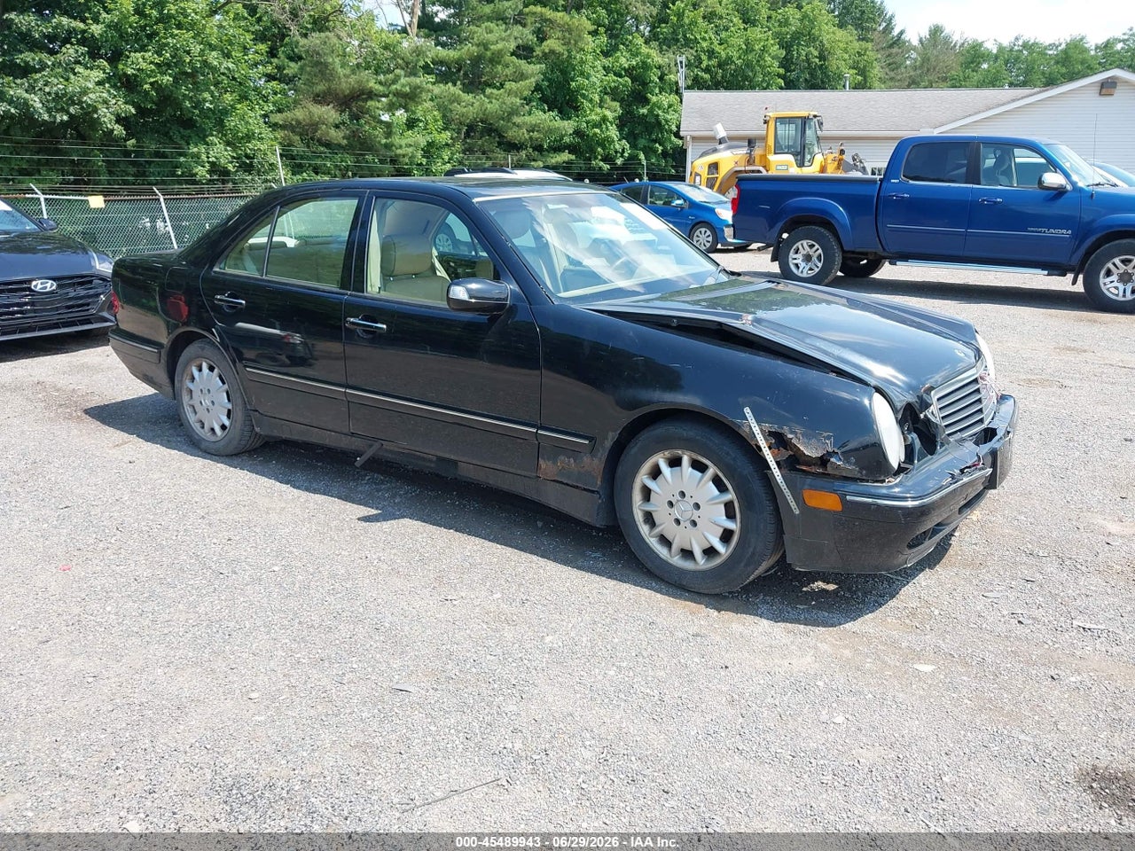 WDBJF65G3YA****** · 2000 MERCEDES-BENZ E 320