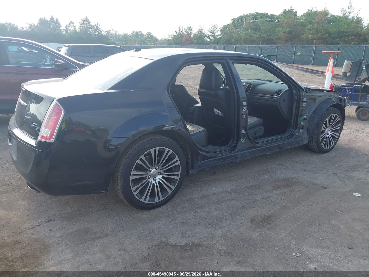 2013 CHRYSLER 300 300S · 4/11
