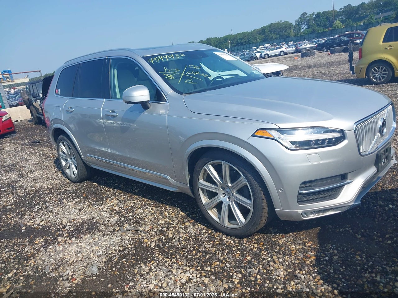 YV4A22PL3H1****** · 2017 VOLVO XC90 T6 INSCRIPTION