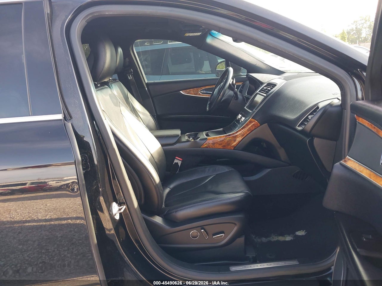 2016 LINCOLN MKX RESERVE · 5/11