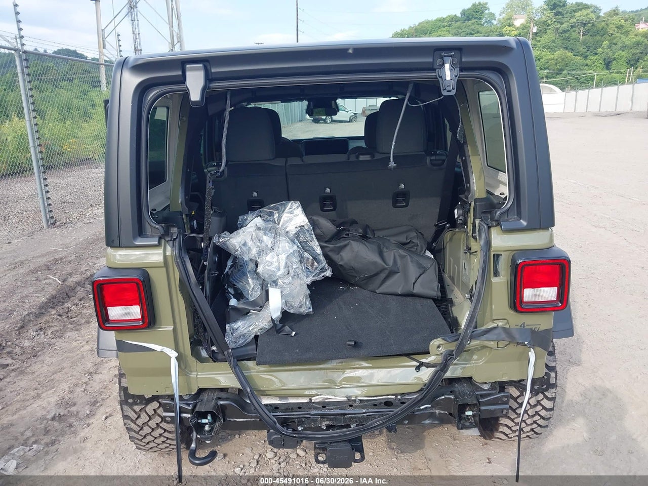 2026 JEEP WRANGLER WILLYS 4X4 · 6/11