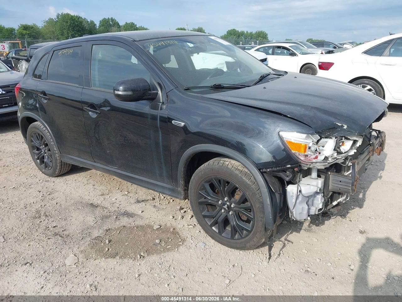 JA4AP3AU5JU****** · 2018 MITSUBISHI OUTLANDER SPORT 2.0 LE