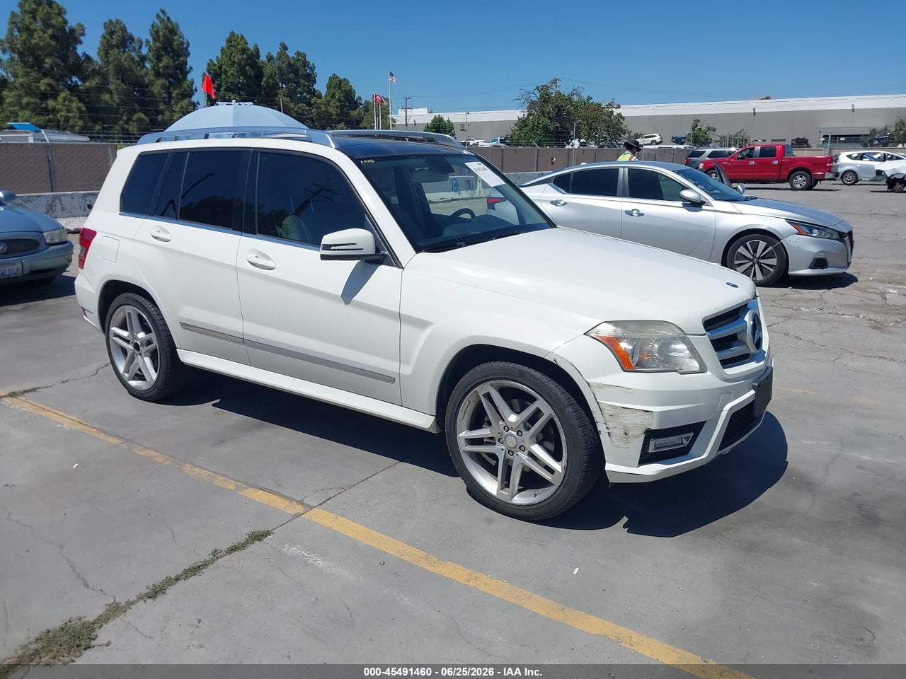 WDCGG8HB0BF****** · 2011 MERCEDES-BENZ GLK 350 4MATIC