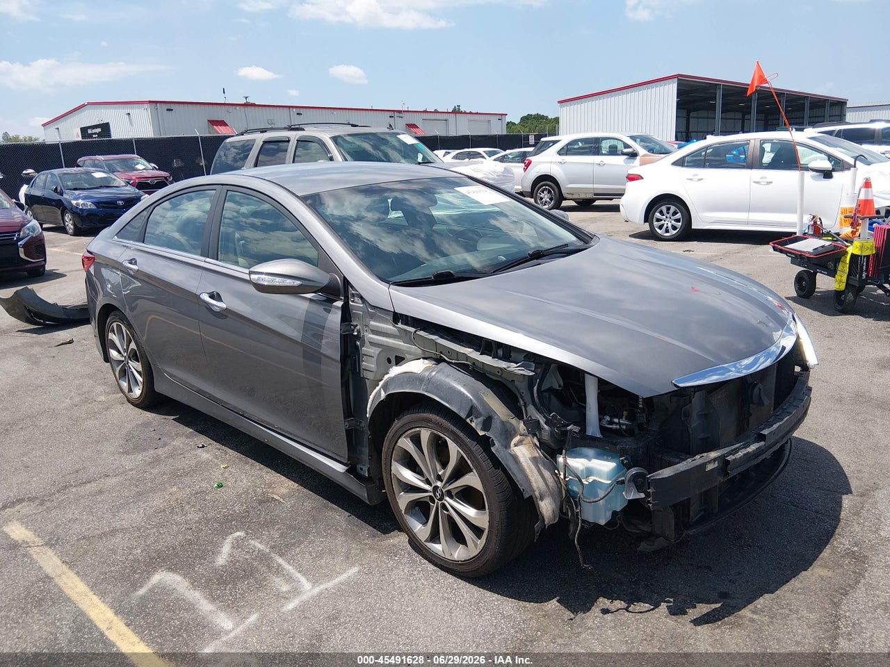 5NPEC4AC4EH****** · 2014 HYUNDAI SONATA SE