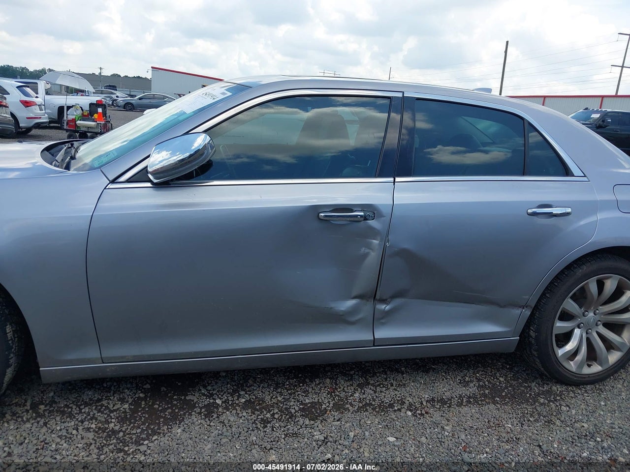 2018 CHRYSLER 300 LIMITED · 6/6
