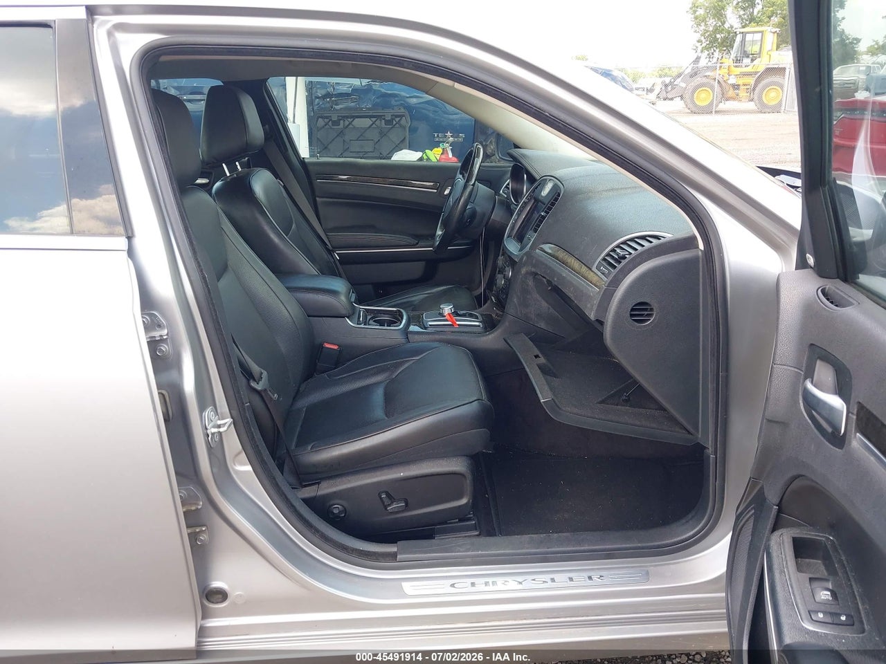 2018 CHRYSLER 300 LIMITED · 5/6