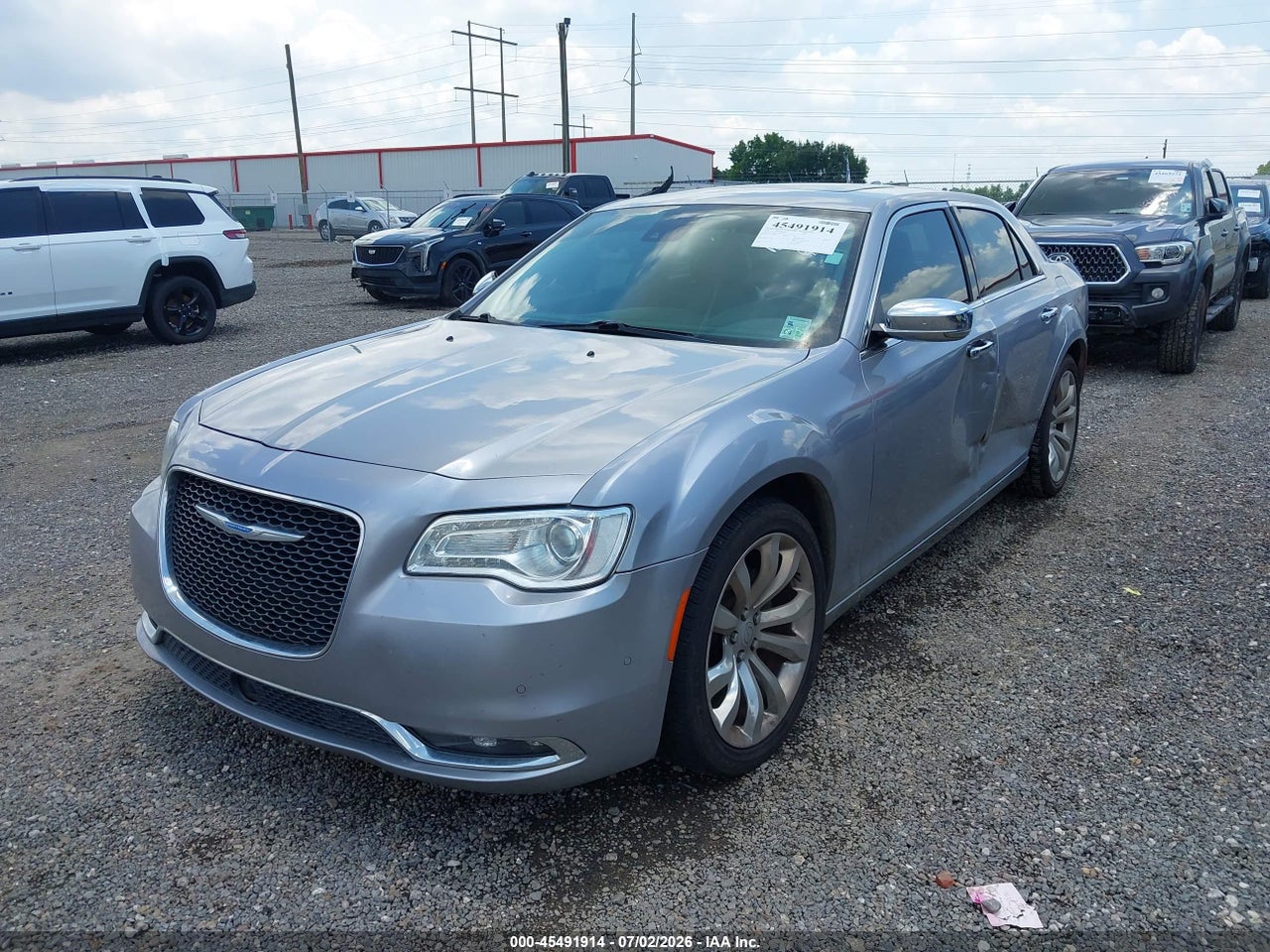 2018 CHRYSLER 300 LIMITED · 2/6