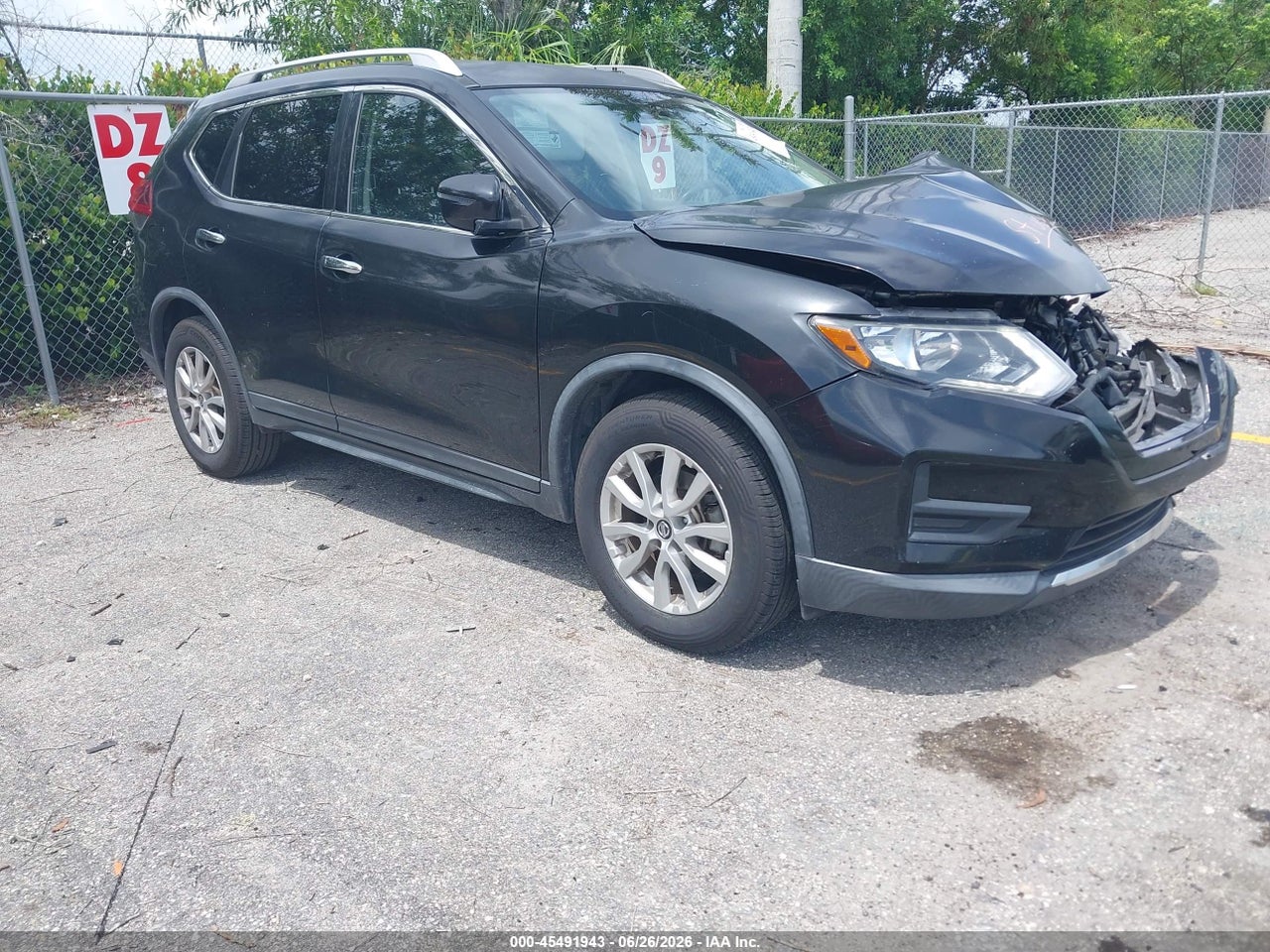 KNMAT2MT2KP****** · 2019 NISSAN ROGUE SV