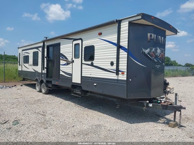 2018 FOREST RIVER PUMA