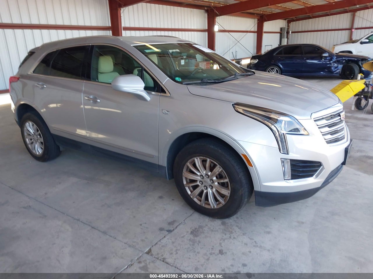 1GYKNARS1HZ****** · 2017 CADILLAC XT5 STANDARD