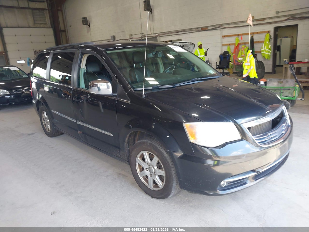2C4RC1CG2CR****** · 2012 CHRYSLER TOWN &amp; COUNTRY TOURING-L