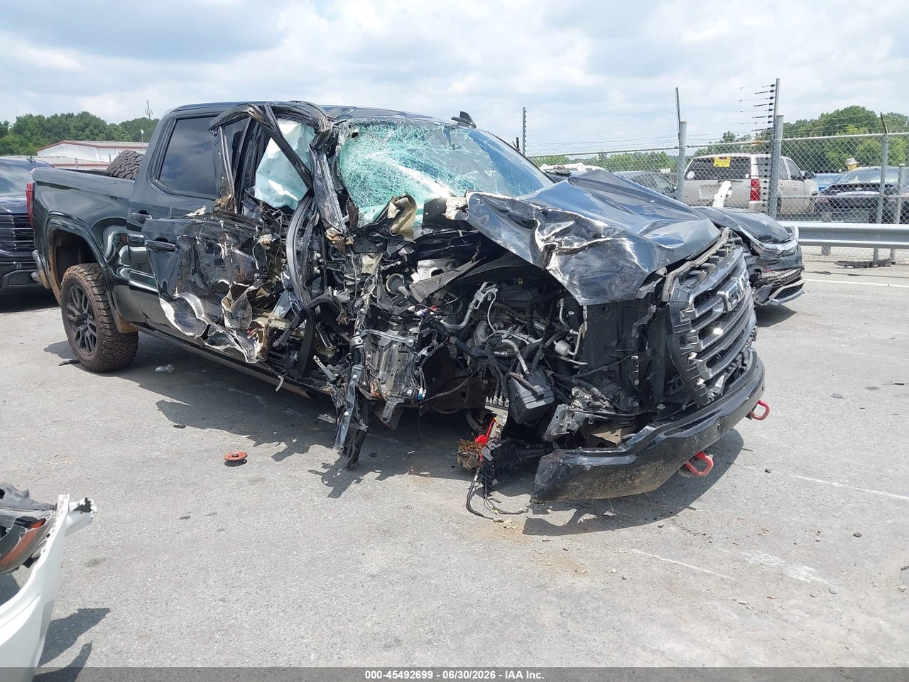 1GTP9EEL7MZ****** · 2021 GMC SIERRA 1500 4WD  SHORT BOX AT4