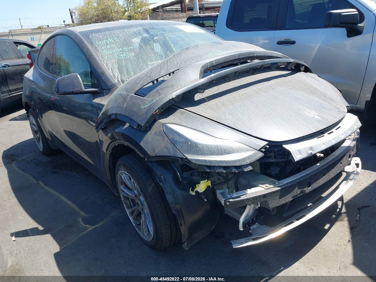 7SAYGAEE6RF****** · 2024 TESLA MODEL Y LONG RANGE DUAL MOTOR ALL-WHEEL DRIVE