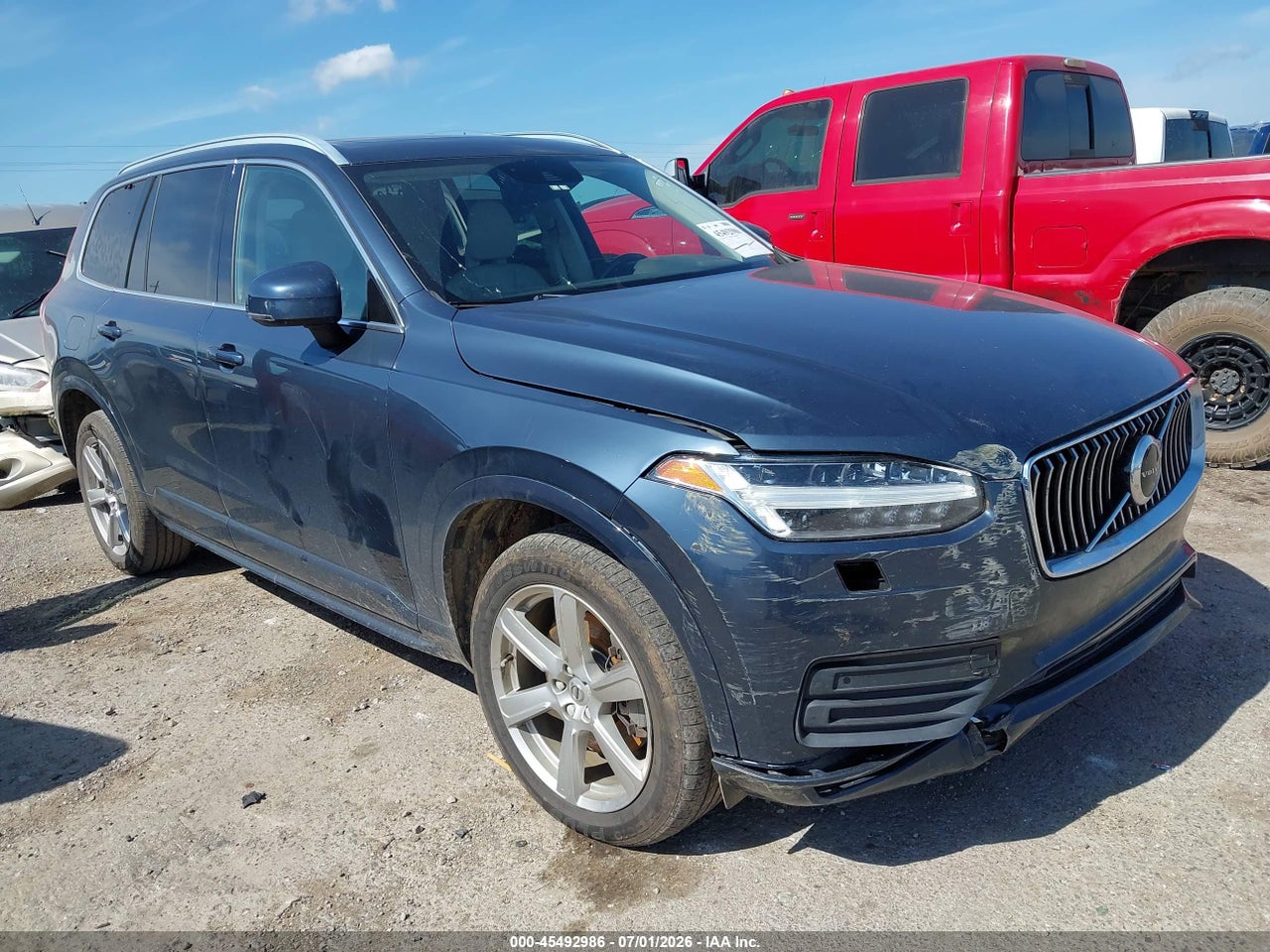 2021 VOLVO XC90 T6 MOMENTUM 6 PASSENGER