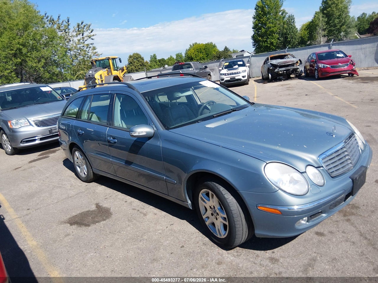 WDBUH82J45X****** · 2005 MERCEDES-BENZ E 320 4MATIC