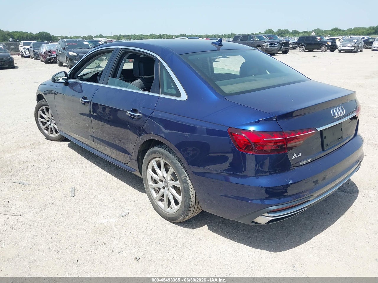 2020 AUDI A4 PREMIUM 40 TFSI FRONT-WHEEL DRIVE S TRONIC · 3/11