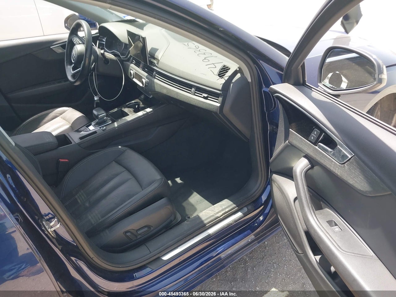 2020 AUDI A4 PREMIUM 40 TFSI FRONT-WHEEL DRIVE S TRONIC · 5/11