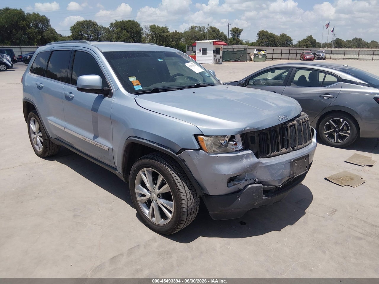 1C4RJEAG0DC****** · 2013 JEEP GRAND CHEROKEE LAREDO
