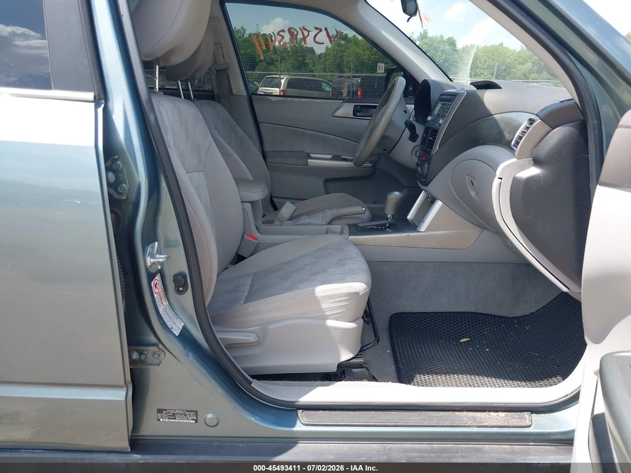 2009 SUBARU FORESTER 2.5X · 5/11