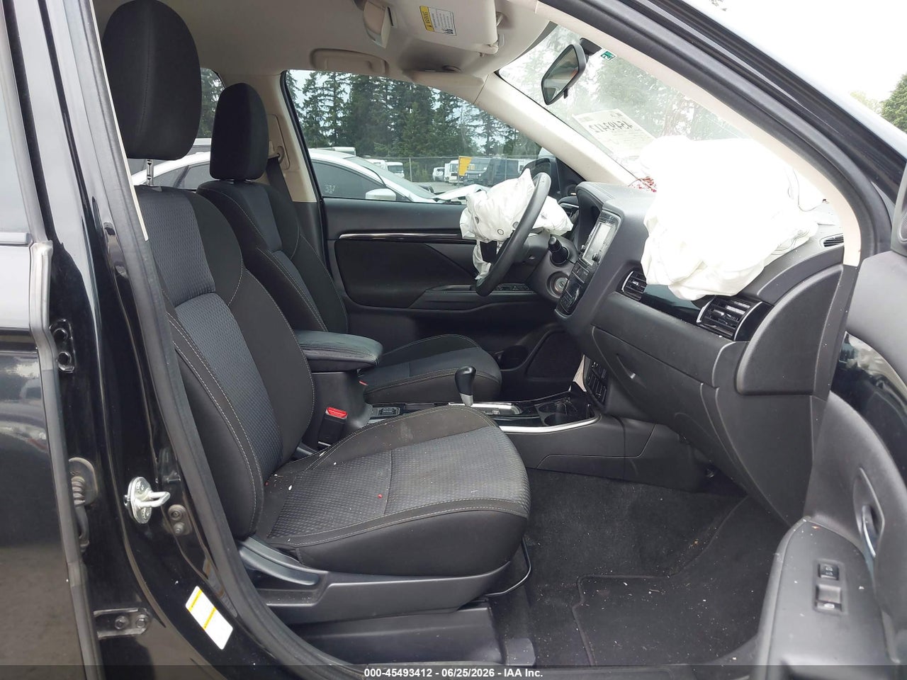 2019 MITSUBISHI OUTLANDER ES · 5/11