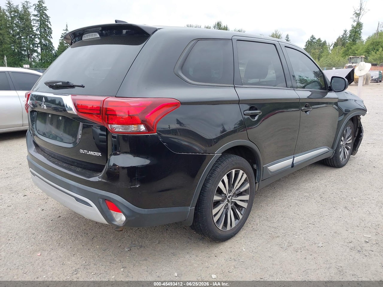 2019 MITSUBISHI OUTLANDER ES · 4/11