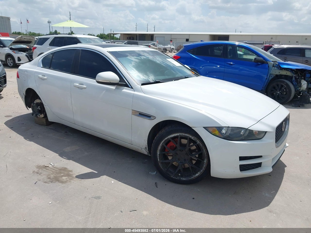 2017 JAGUAR XE 25T
